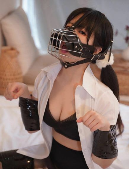 一代女皇艳史79分钟三级_国产剧天堂在线