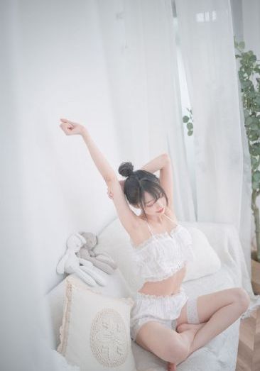 被滋润的少妇疯狂呻吟在线观看_720在线观看完整版